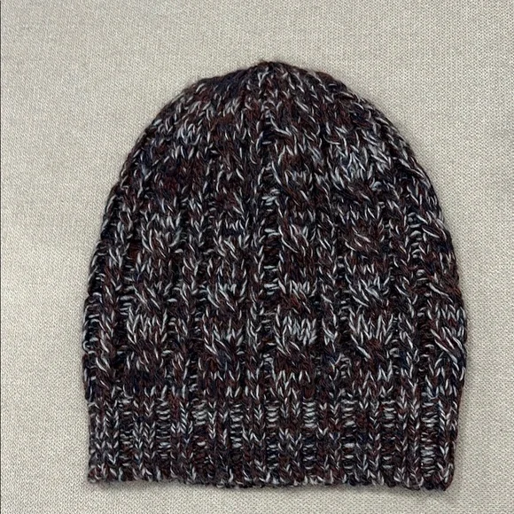 NWT Club Monaco Knit Beanie CLUB MONACO Cable Hat One Size Blue Depths NWT AUTHENTIC  main image 3